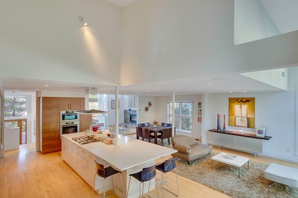 39 Wachusett Road Needham, MA 02492 - Photo 10 of 41
