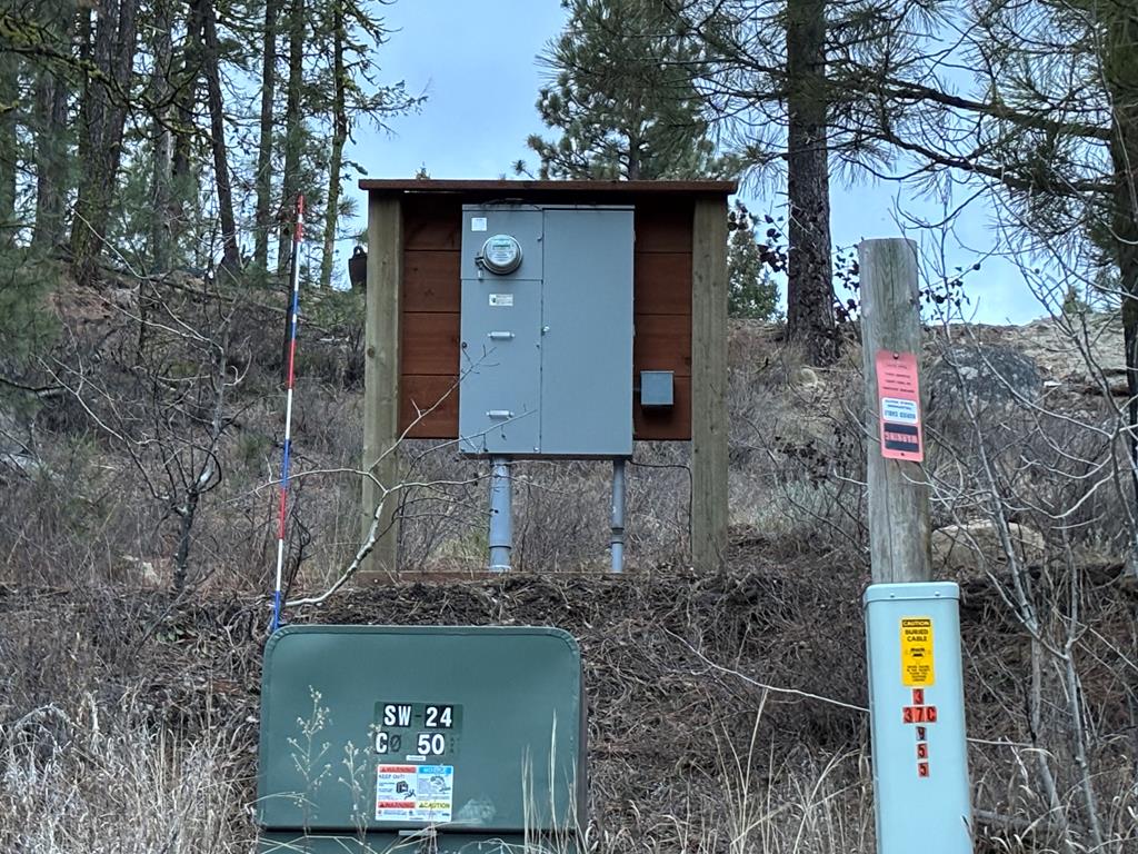 28 Sarah Way, Unit 9 Cascade, ID 83611 - Photo 8 of 20 400 amp electrical installed