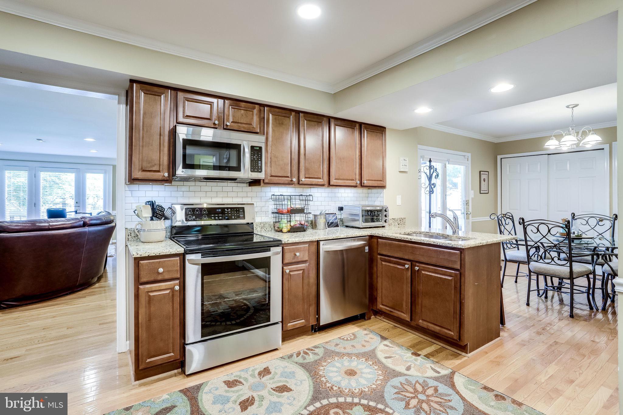104 Peyton Road Sterling, VA 20165 - Photo 14 of 65 Gallery Image 14