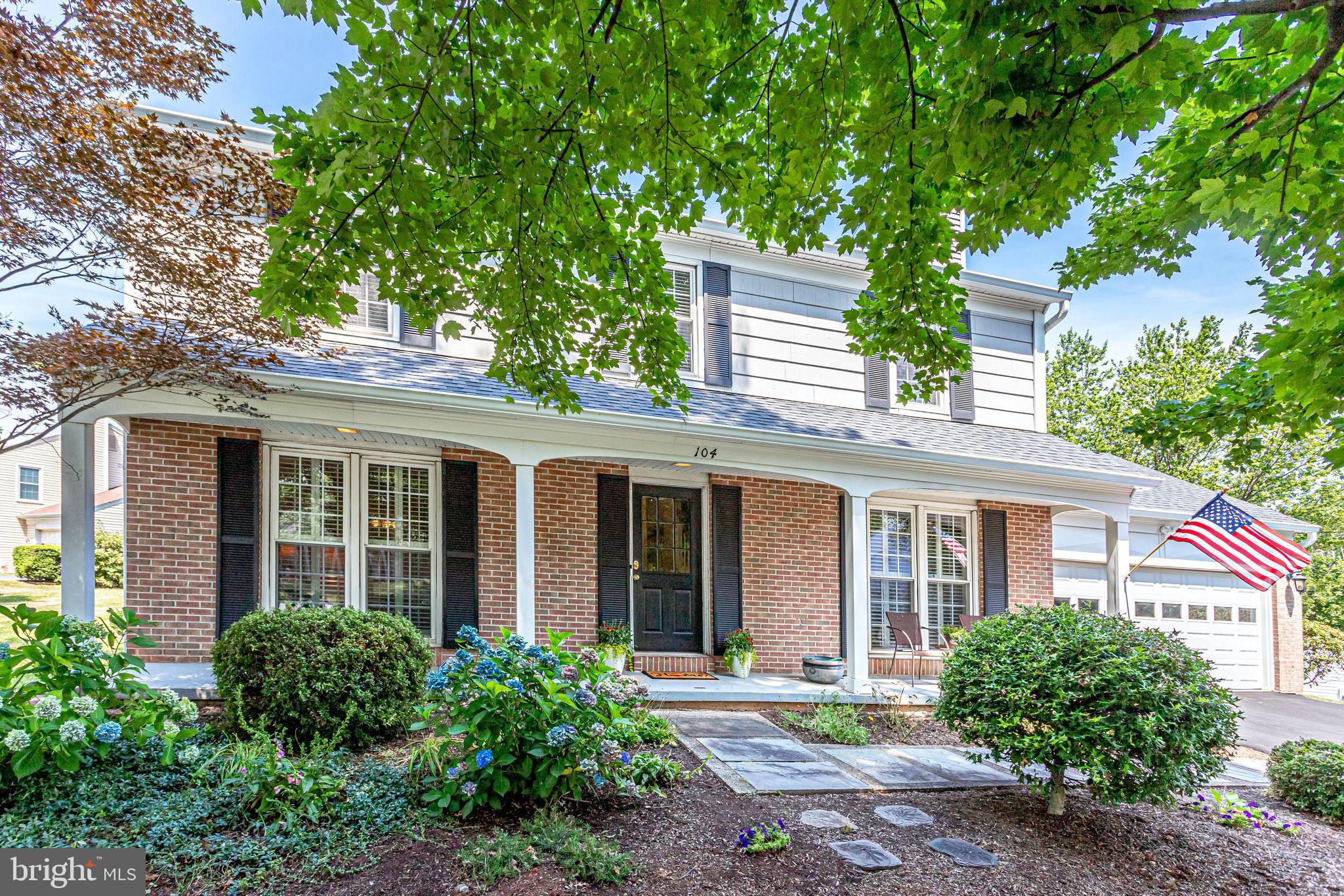 104 Peyton Road Sterling, VA 20165 - Photo 4 of 65 Gallery Image 4