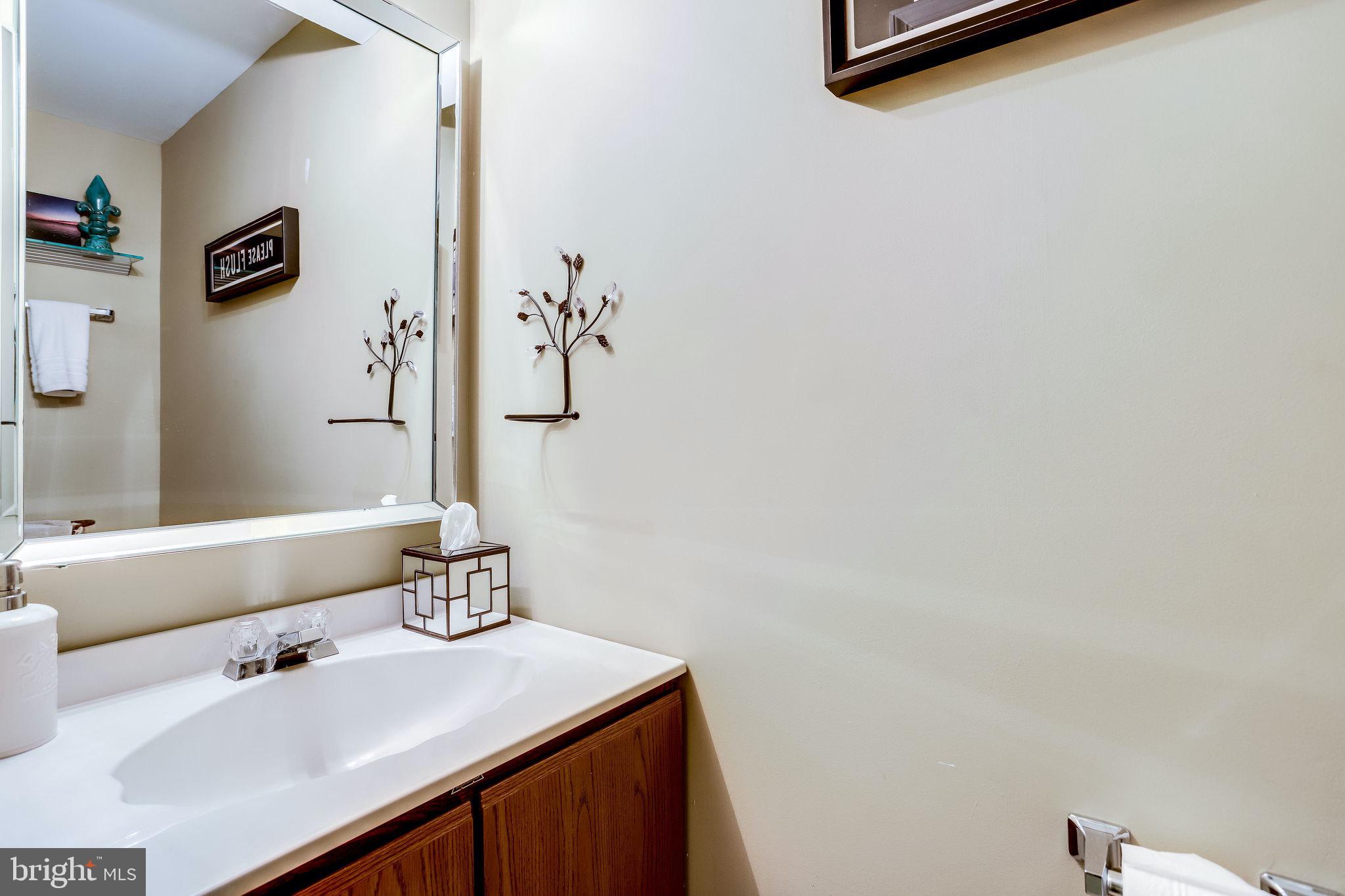 104 Peyton Road Sterling, VA 20165 - Photo 32 of 65 Gallery Image 32
