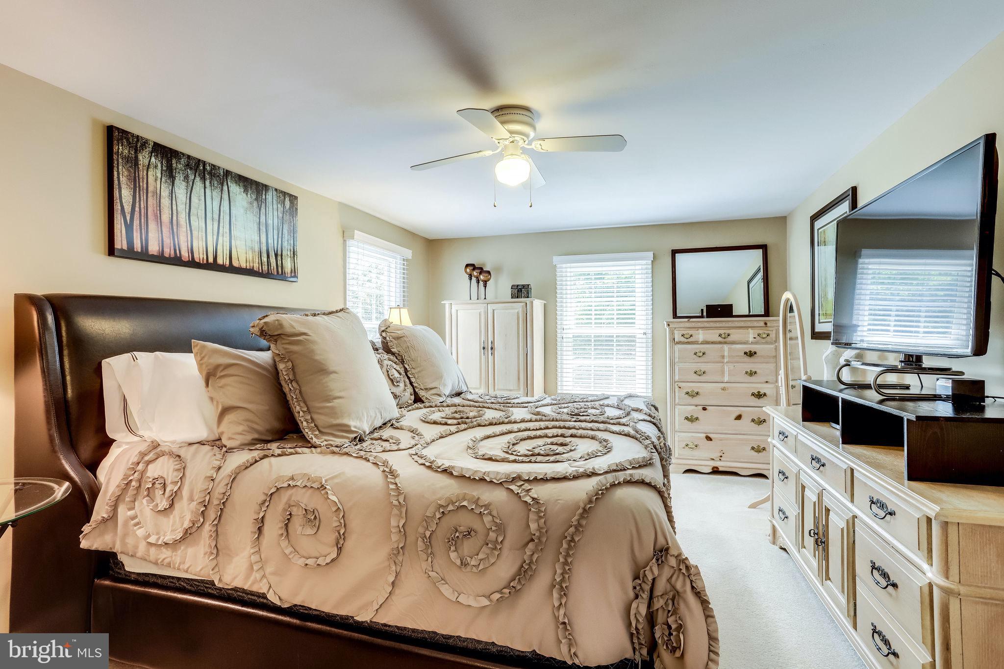 104 Peyton Road Sterling, VA 20165 - Photo 35 of 65 Gallery Image 35