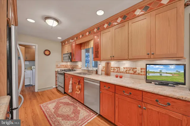 $379,900 | 2295 Albern Boulevard, Lancaster, PA 17601