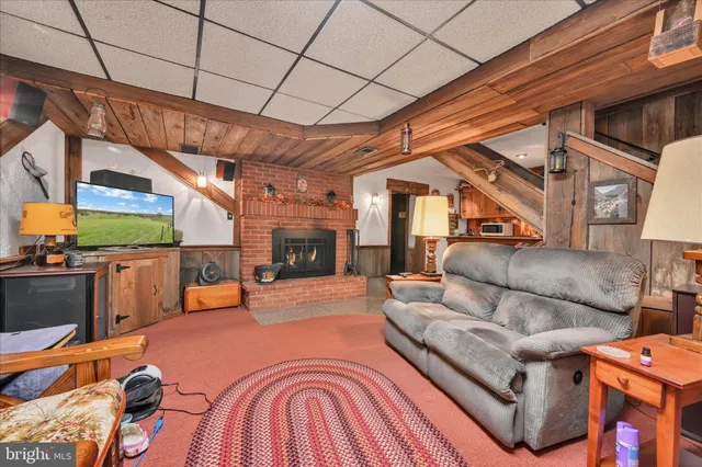 $379,900 | 2295 Albern Boulevard, Lancaster, PA 17601