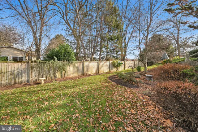 $379,900 | 2295 Albern Boulevard, Lancaster, PA 17601