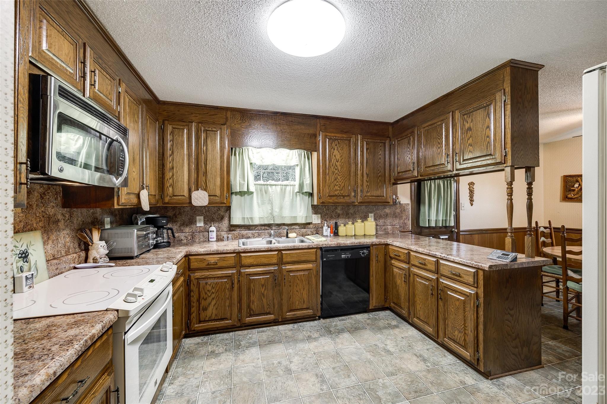 971 Tirzah Road York, SC 29745 - Photo 12 of 38 Gallery Image 12