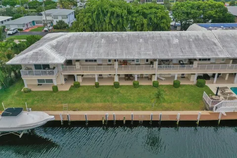 $649,000 | 2866 Northeast 30th Street, Unit 9, Fort Lauderdale, FL 33306