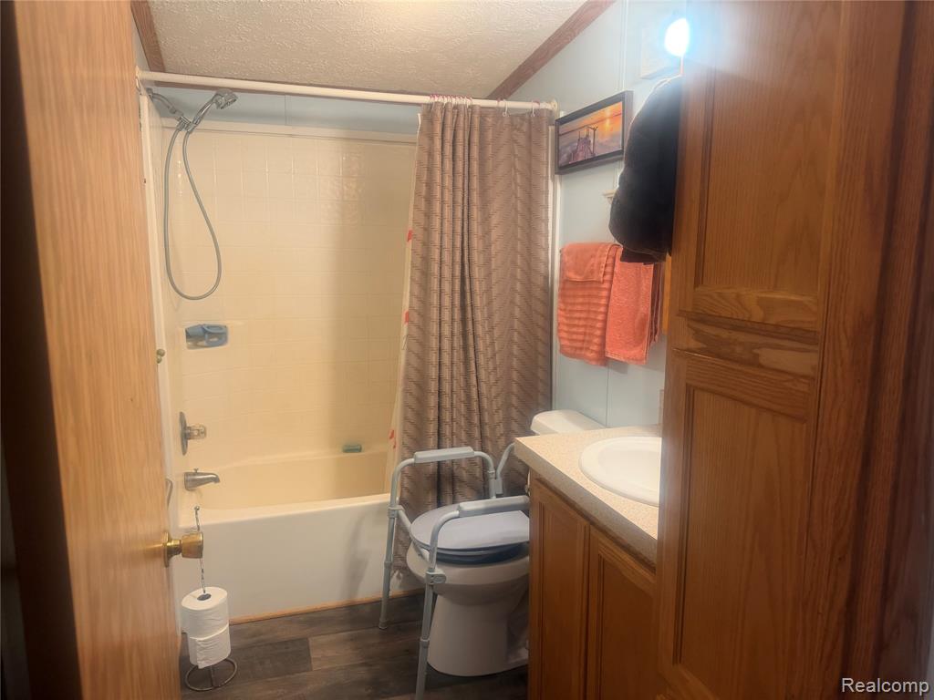 5716 Falkenbury Road North Branch, MI 48461 - Photo 31 of 51