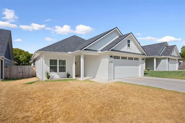 $365,000 | 308 North Main Street, McGregor, TX 76657