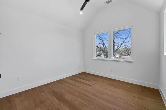 $2,650 | 4525 South 3rd Street, Austin, TX 78745