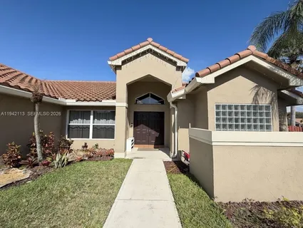 $865,000 | 12585 Southwest 9th Place, Davie, FL 33325