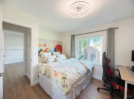 $865,000 | 12585 Southwest 9th Place, Davie, FL 33325