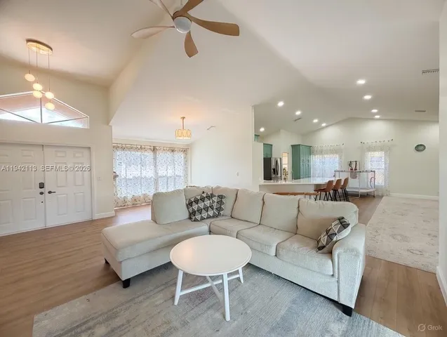 $865,000 | 12585 Southwest 9th Place, Davie, FL 33325