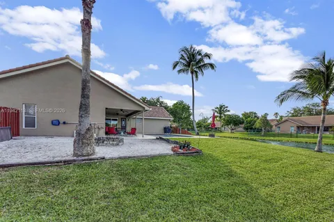 $865,000 | 12585 Southwest 9th Place, Davie, FL 33325