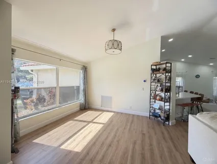 $865,000 | 12585 Southwest 9th Place, Davie, FL 33325