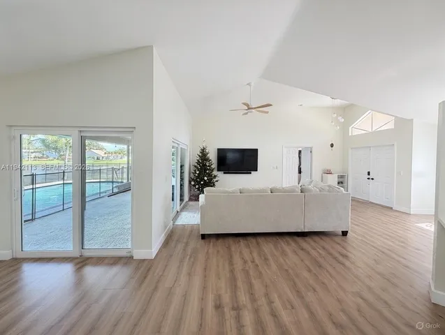 $865,000 | 12585 Southwest 9th Place, Davie, FL 33325