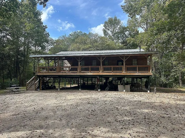 $515,900 | 600 County Road 3650, Colmesneil, TX 75938