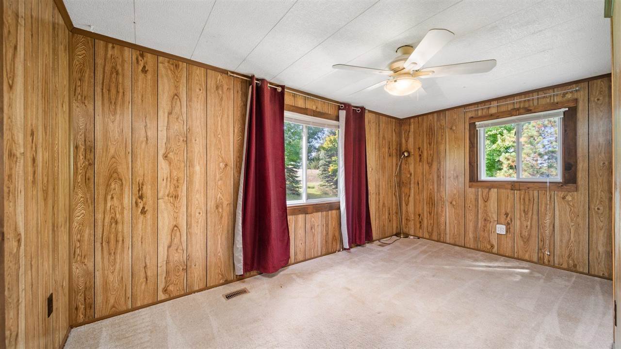 546 North Rusch Road Traverse City, MI 49696 - Photo 9 of 34 1894033-8.JPG