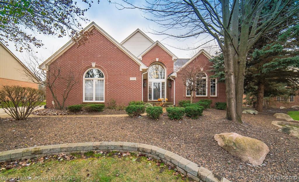 1175 Brunswick Rochester Hills, MI 48309 - Photo 2 of 44