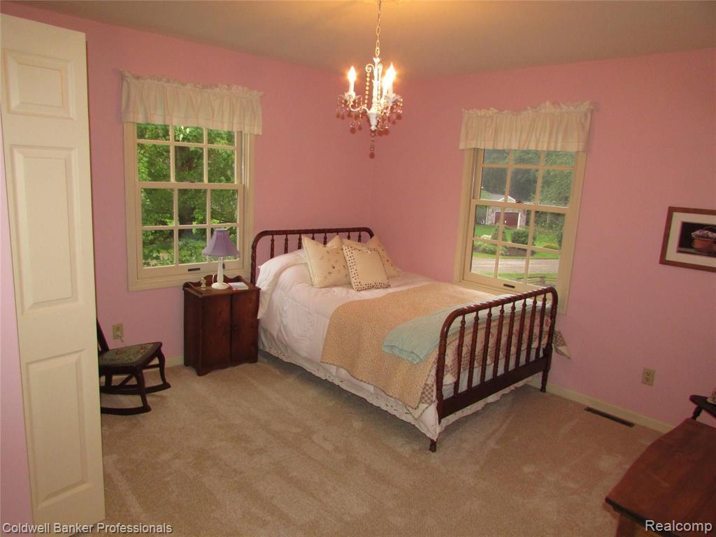7725 Perry Lake Road Clarkston, MI 48348 - Photo 46 of 61