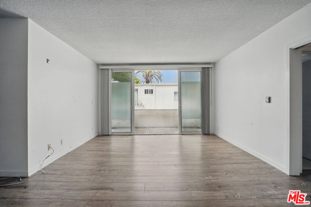930 3rd Street, Unit 303 Santa Monica, CA 90403 - Photo 12 of 39