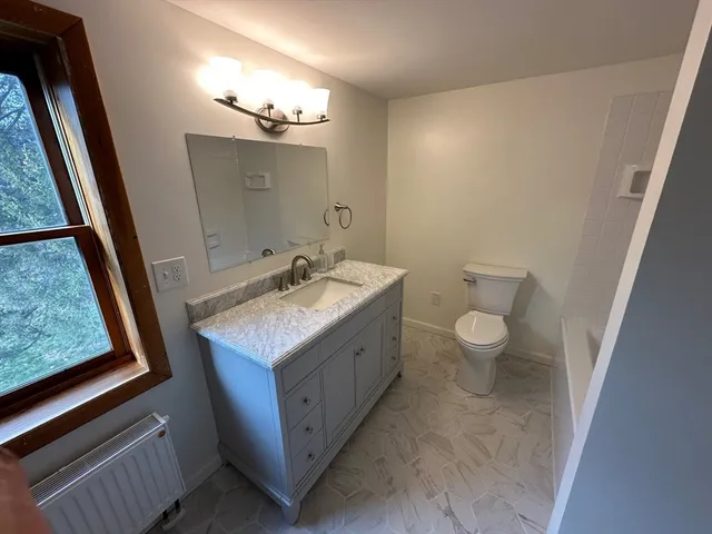 $3,000 | 52 Valley Road, Southampton, MA 01073