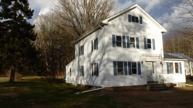 $3,000 | 52 Valley Road, Southampton, MA 01073