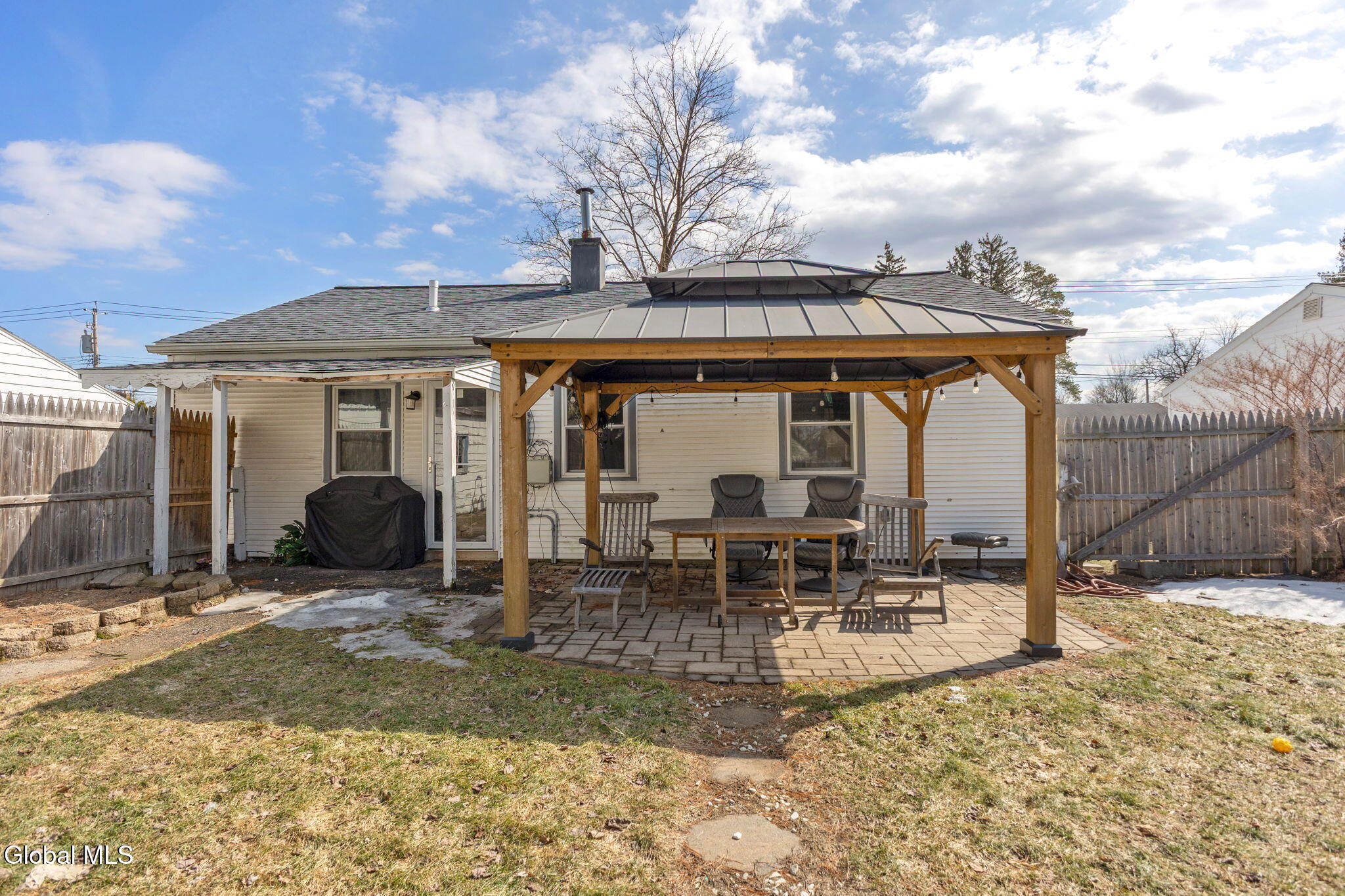 247 Chiswell Road Schenectady, NY 12304 - Photo 19 of 26 19-247ChiswellRd_19