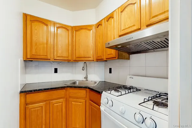 $375,000 | 3730 103rd Street, Unit 2 | North Corona