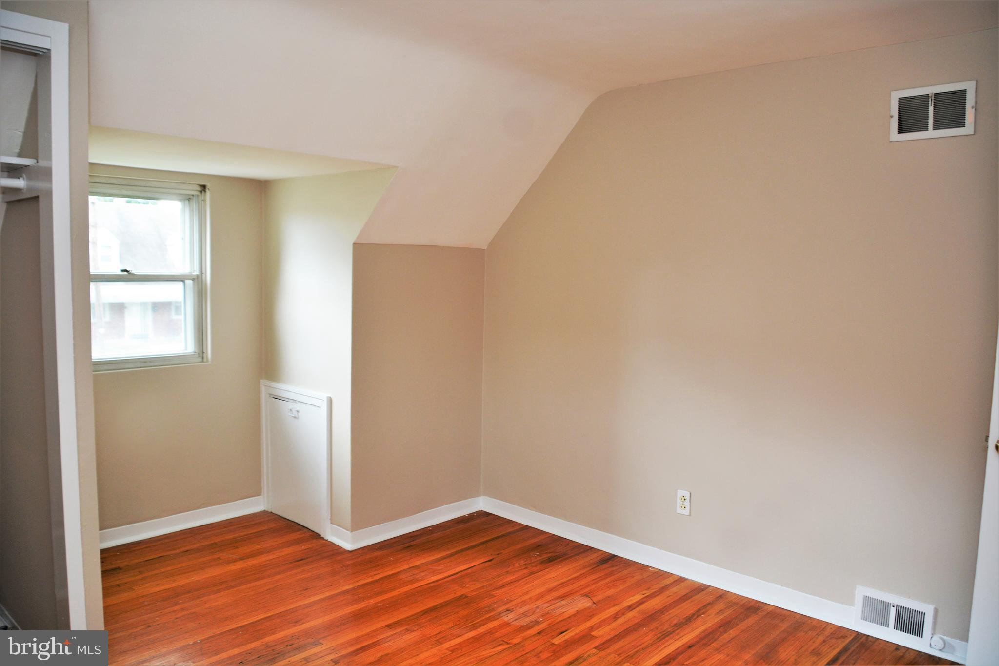 2739 Springhill Road Secane, PA 19018 - Photo 35 of 39 Gallery Image 35