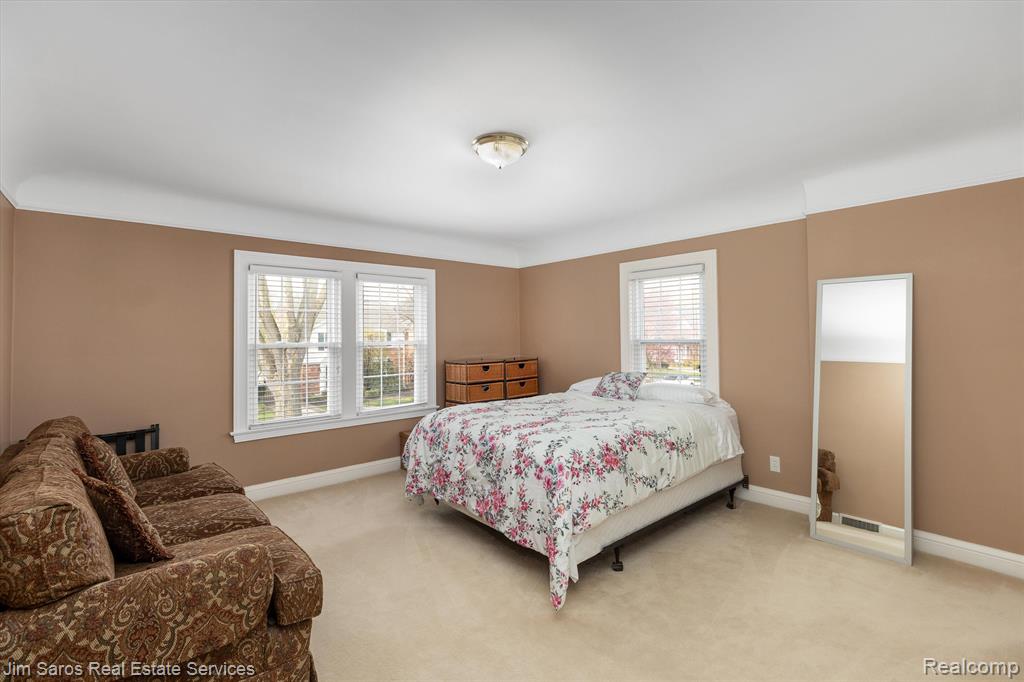 324 McMillan Road Grosse Pointe Farms, MI 48236 - Photo 24 of 40