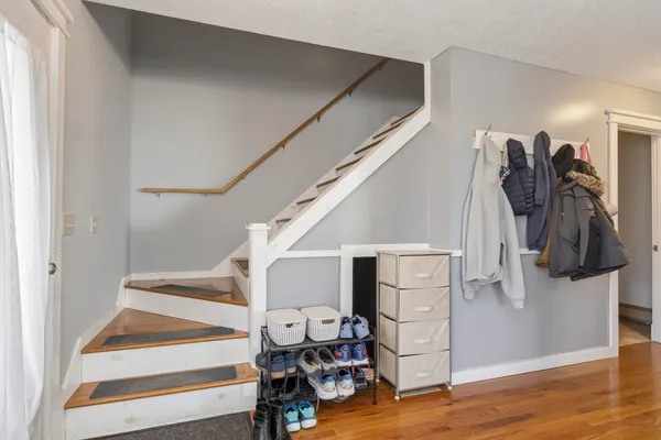 $524,000 | 589 King Street, Oxford, ME 04270