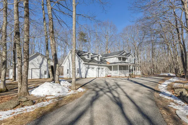 $524,000 | 589 King Street, Oxford, ME 04270