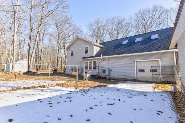 $524,000 | 589 King Street, Oxford, ME 04270