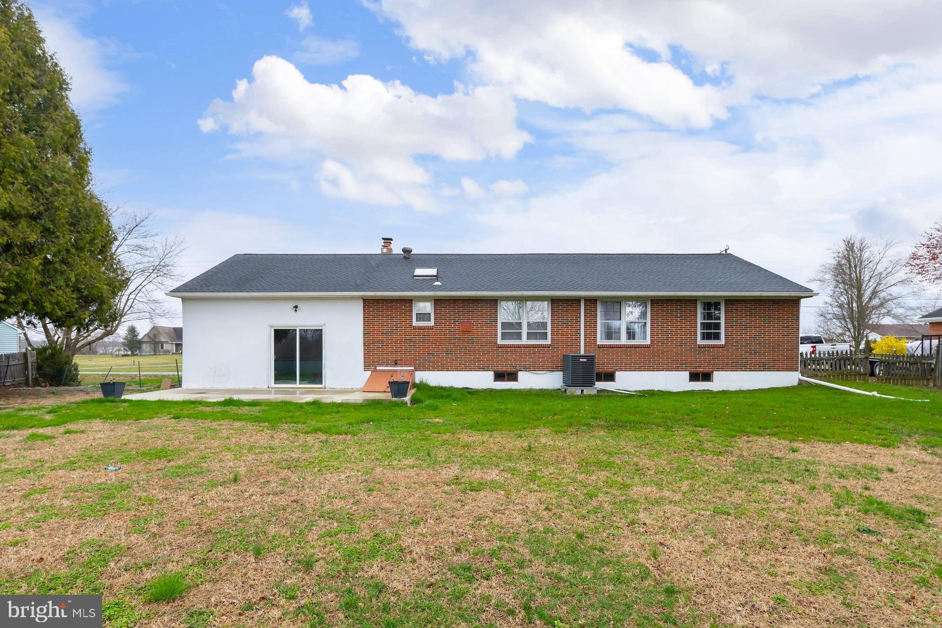 27 Quinton Hancocks Bridge Road Salem, NJ 08079 - Photo 3 of 16