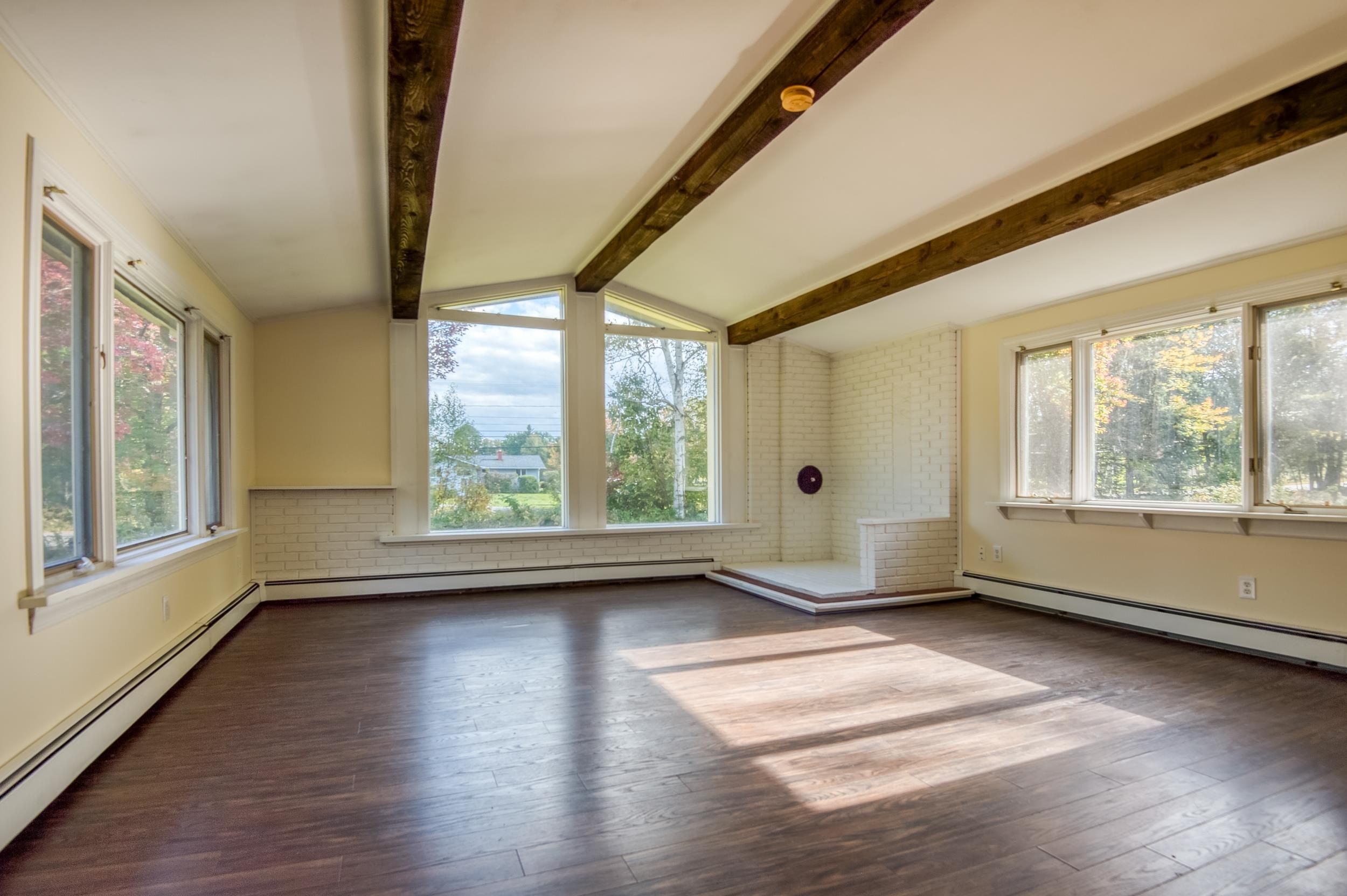 871 Manns Hill Road Littleton, NH 03561 - Photo 3 of 36 Gallery Image 3