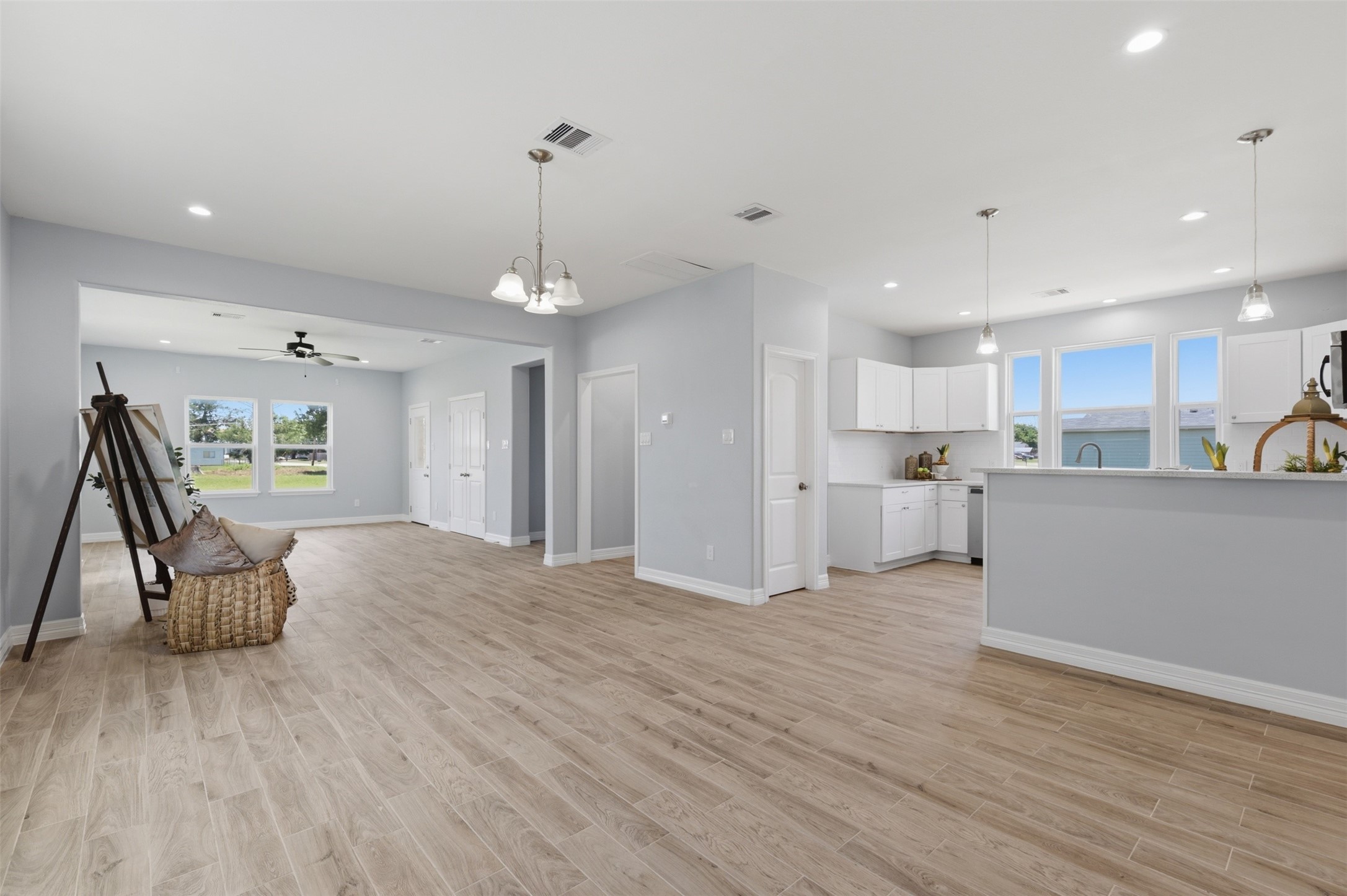 249 Mc Dade Street Hempstead, TX 77445 - Photo 5 of 38
