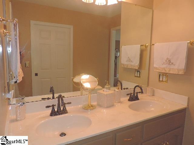 6810 Mountain View Road Taylors, SC 29687 - Photo 14 of 29
