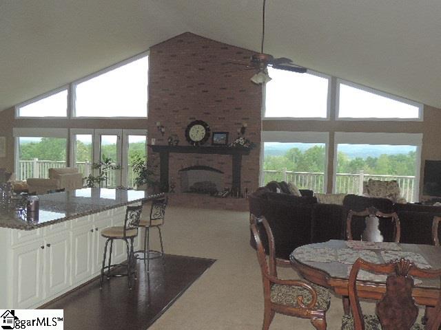 6810 Mountain View Road Taylors, SC 29687 - Photo 9 of 29