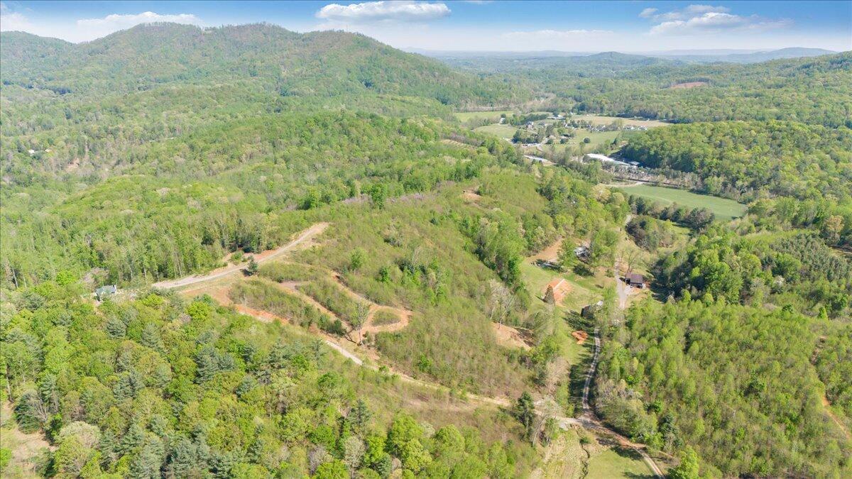 175 Hayden Mountain Road Boones Mill, VA 24065 - Photo 14 of 90 83-DJI_20260415160148_0017_D
