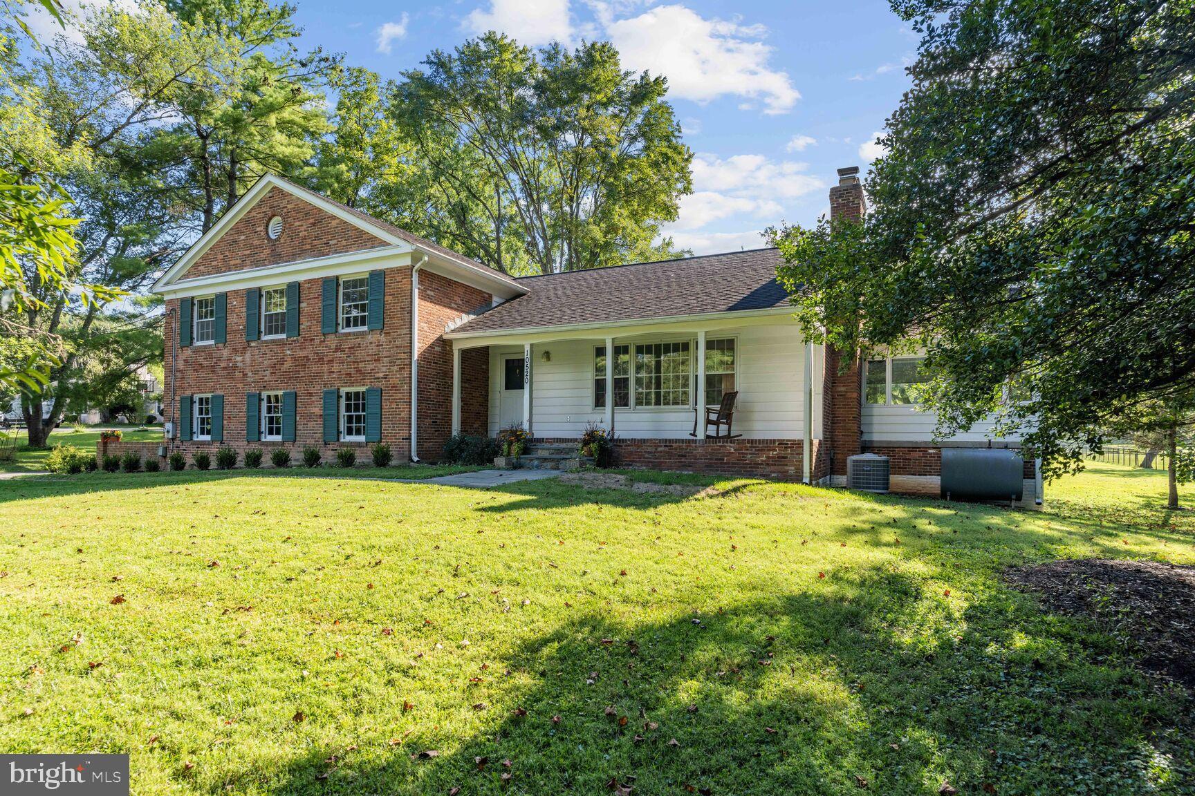 10520 South Glen Road Potomac, MD 20854 - Photo 3 of 22