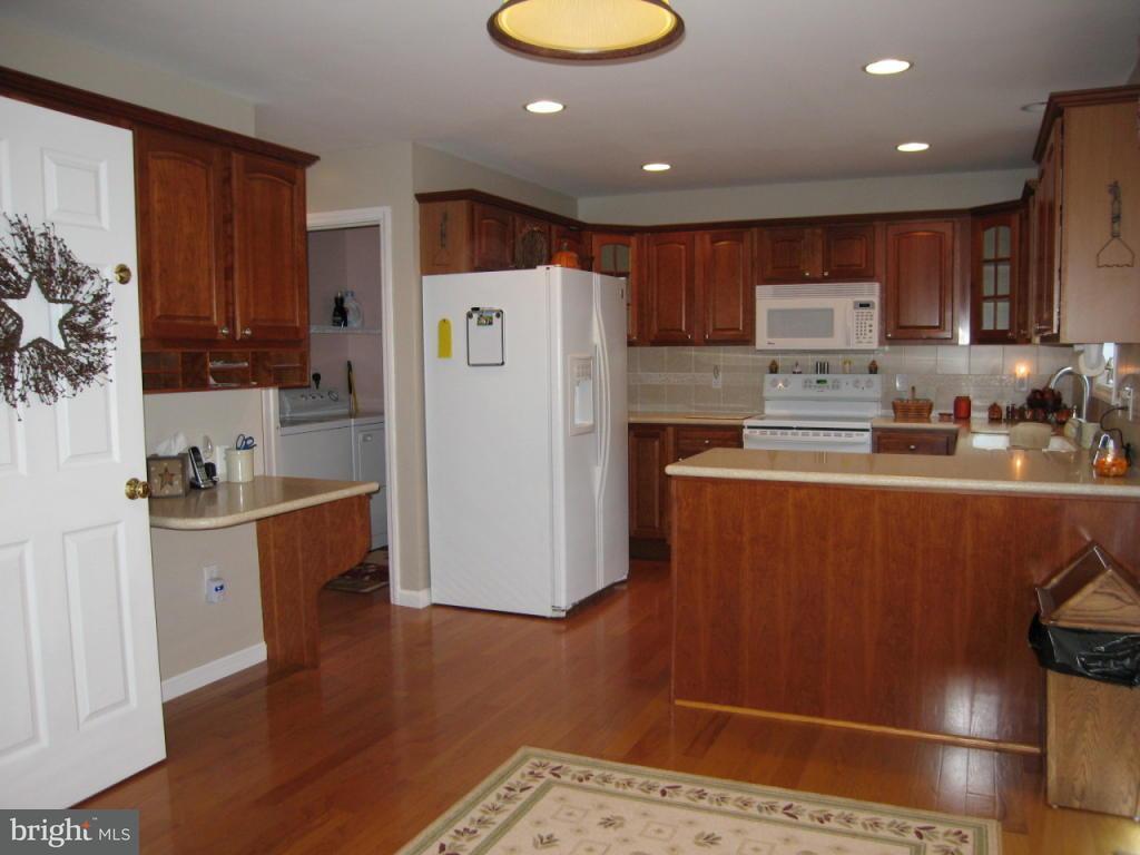 958 Pennsy Road Pequea, PA 17565 - Photo 7 of 34
