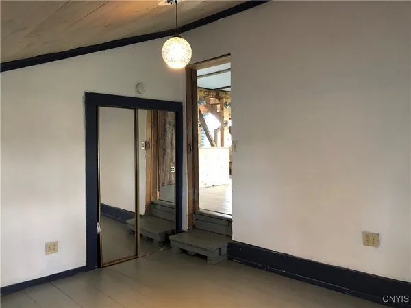 $190,000 | 12817 Whitney Road, Henderson, NY 13650