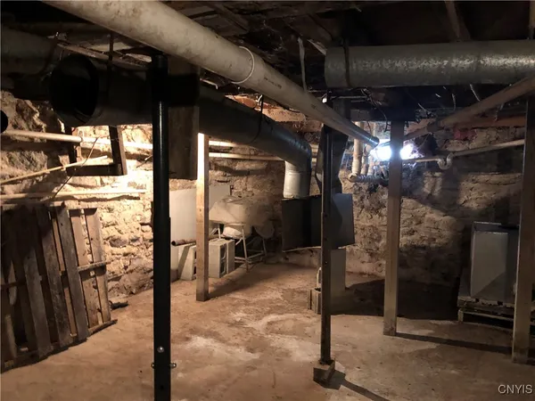 $190,000 | 12817 Whitney Road, Henderson, NY 13650