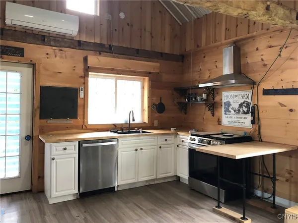 $190,000 | 12817 Whitney Road, Henderson, NY 13650