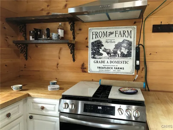 $190,000 | 12817 Whitney Road, Henderson, NY 13650