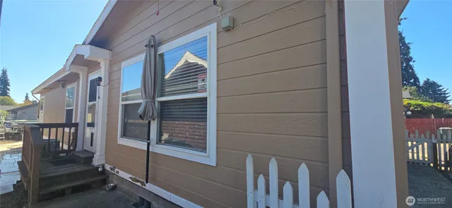 a view of front door and porch