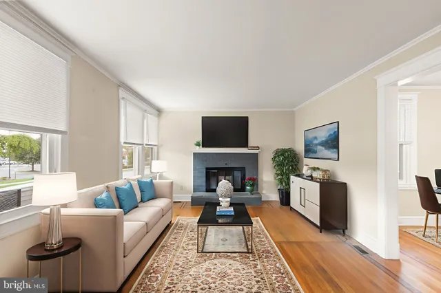 $419,900 | 240 Burke Avenue, Towson, MD 21286