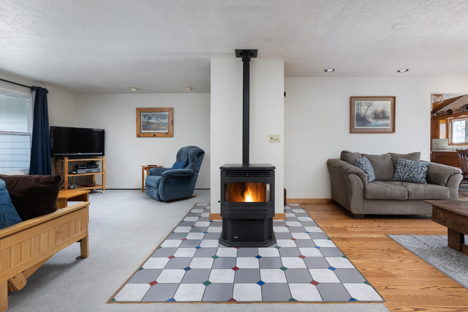 17775 Sandlake Road Cloverdale, OR 97112 - Photo 4 of 39 Pellet Stove
