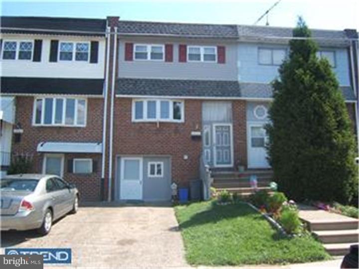 3225 Morning Glory Road Philadelphia, PA 19154 - Photo 1 of 7